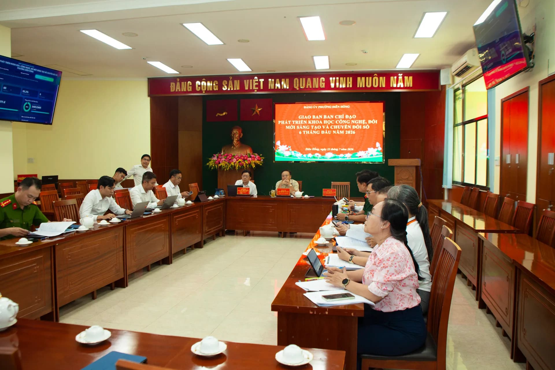 PHƯỜNG DIÊN HỒNG TĂNG TỐC THỰC HIỆN NGHỊ QUYẾT SỐ 57-NQ/TW, TẠO ĐỘT PHÁ TRONG CHUYỂN ĐỔI SỐ