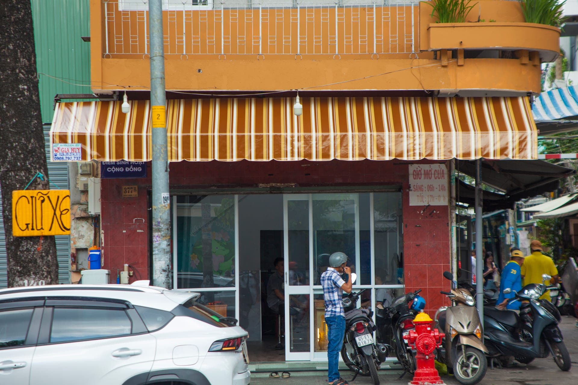 Trụ sở 10