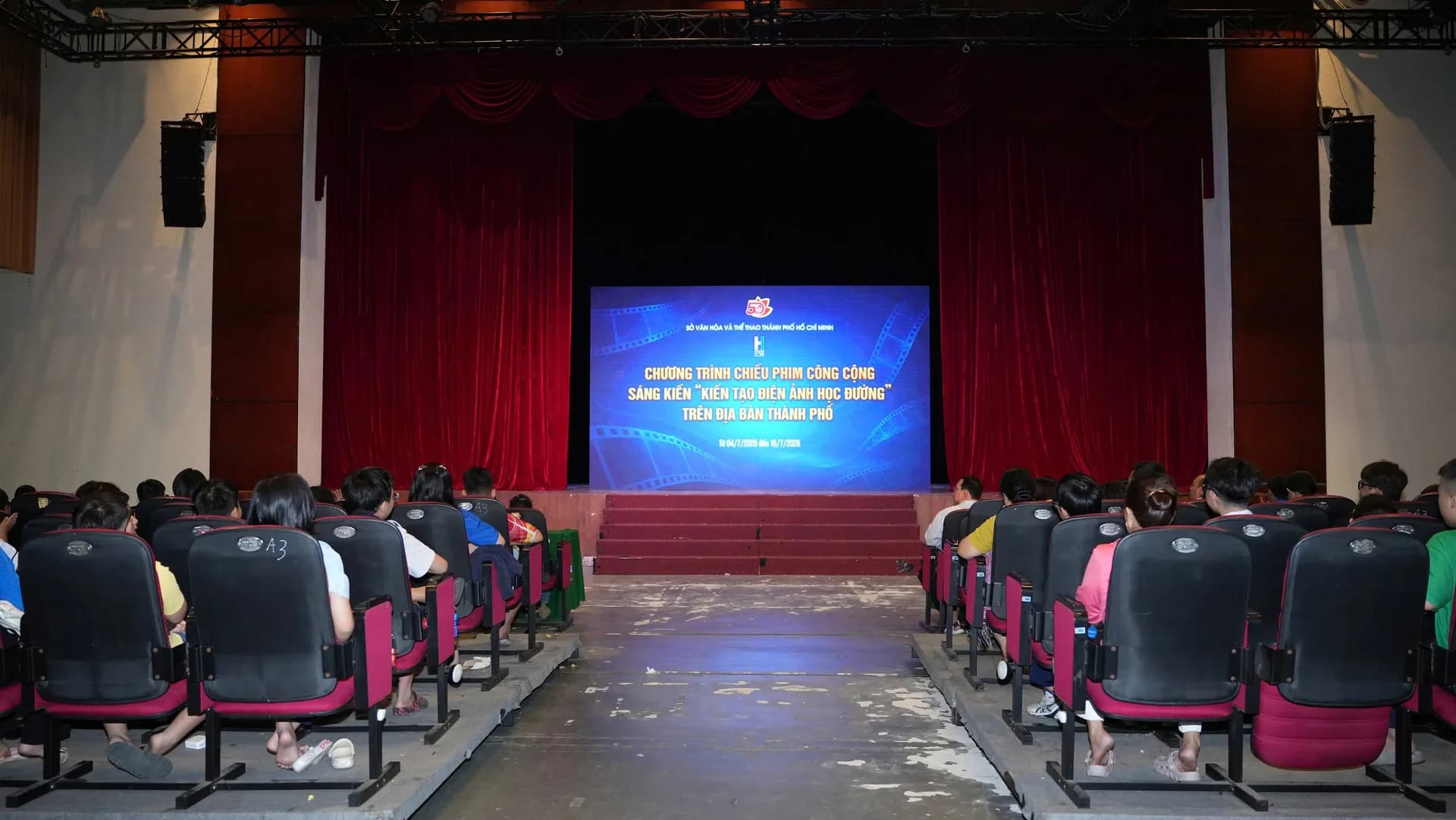 ĐƯA ĐIỆN ẢNH ĐẾN GẦN HƠN VỚI HỌC SINH PHƯỜNG DIÊN HỒNG