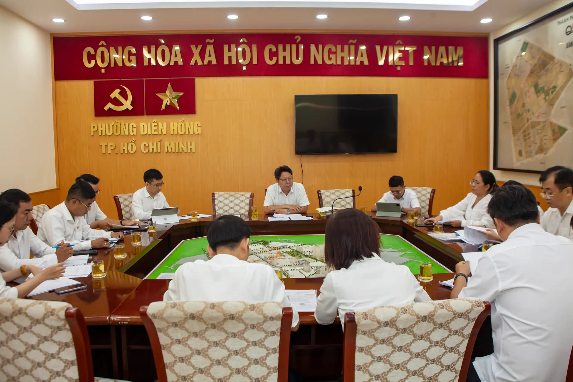 RÀ SOÁT VƯỚNG MẮC, THÚC ĐẨY BỐ TRÍ TÁI ĐỊNH CƯ TẠI CHUNG CƯ NGUYỄN KIM – KHU B