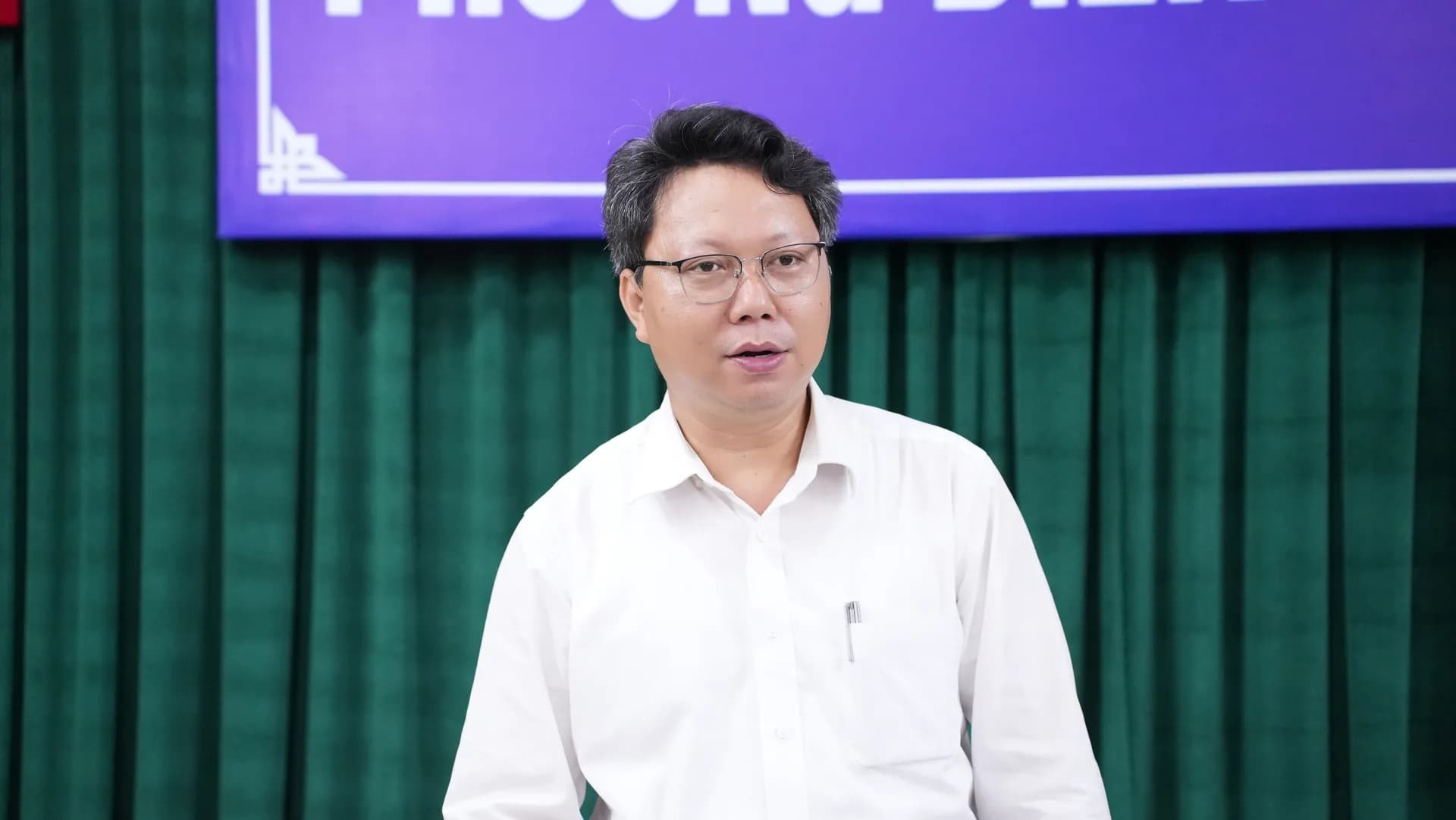 PHƯỜNG DIÊN HỒNG LÀM VIỆC VỚI CÁC TRƯỜNG HỌC VỀ TIẾN ĐỘ GIẢI NGÂN ĐẦU TƯ CÔNG VÀ CHUẨN BỊ NĂM HỌC MỚI