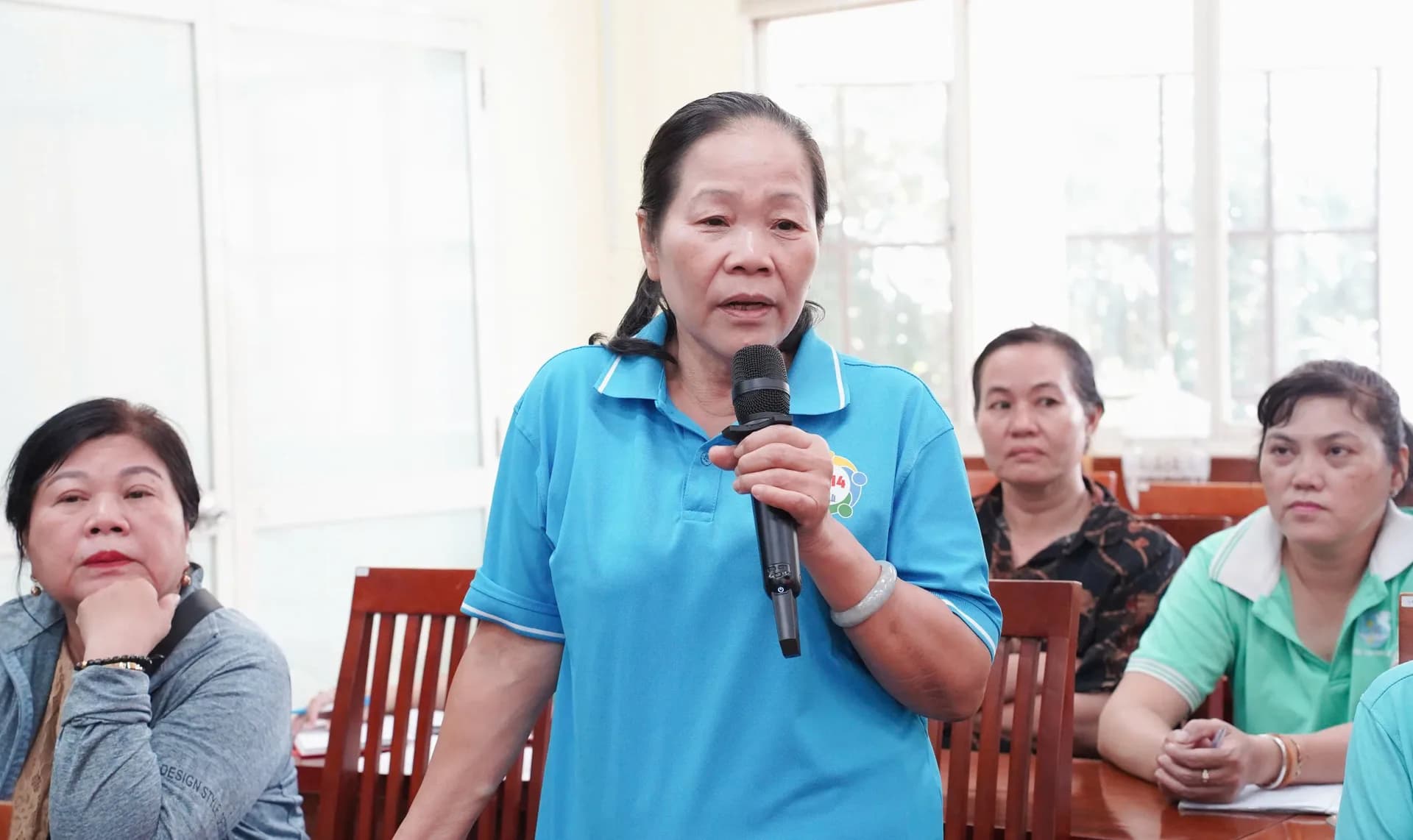 PHÁT HUY VAI TRÒ PHỤ NỮ TRONG XÂY DỰNG ĐỊA PHƯƠNG