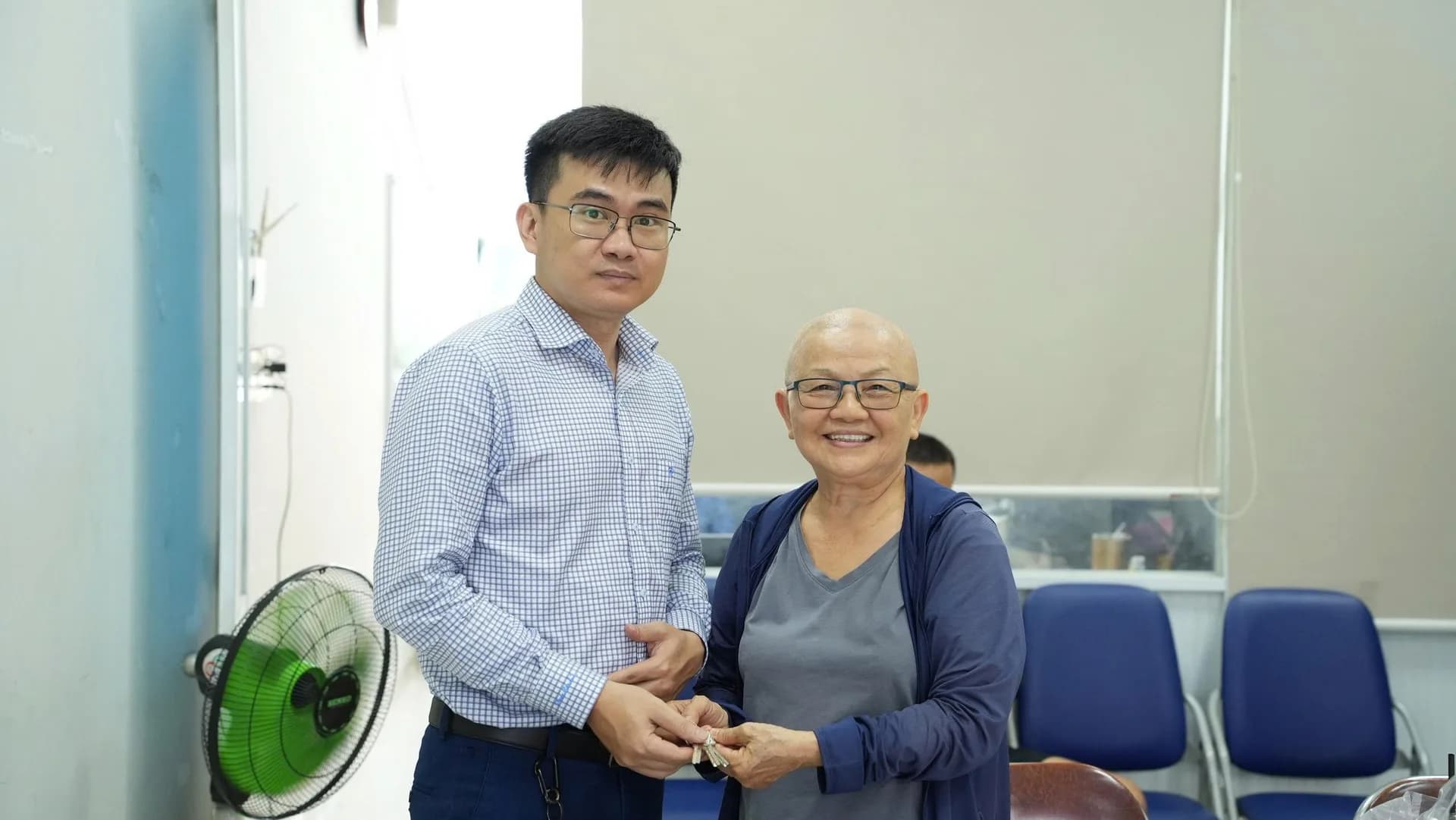 TIẾP TỤC BÀN GIAO TẠM THỜI 30 CĂN HỘ TẠI CHUNG CƯ NGUYỄN KIM - KHU B