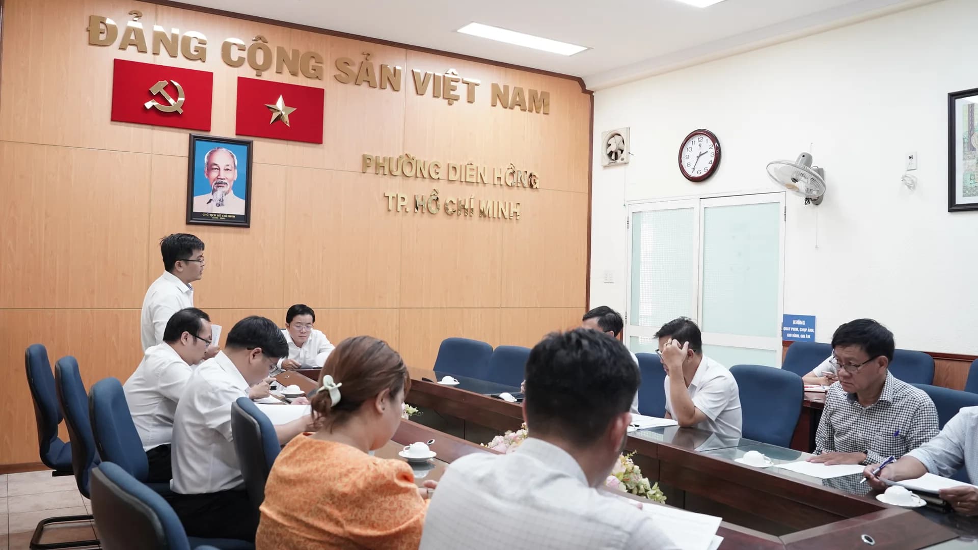 TINH GỌN BỘ MÁY GẮN VỚI THỰC HIỆN HIỆU QUẢ NGHỊ QUYẾT 57