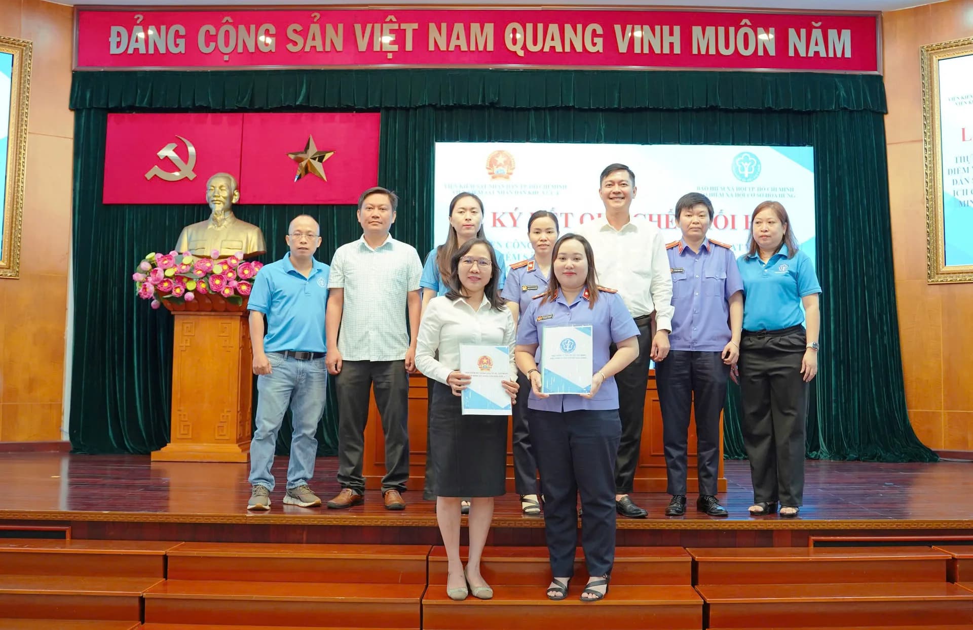 KÝ KẾT QUY CHẾ PHỐI HỢP, TĂNG CƯỜNG THỰC THI CHÍNH SÁCH BHXH, BHYT VÀ ĐỒNG HÀNH CÙNG DOANH NGHIỆP