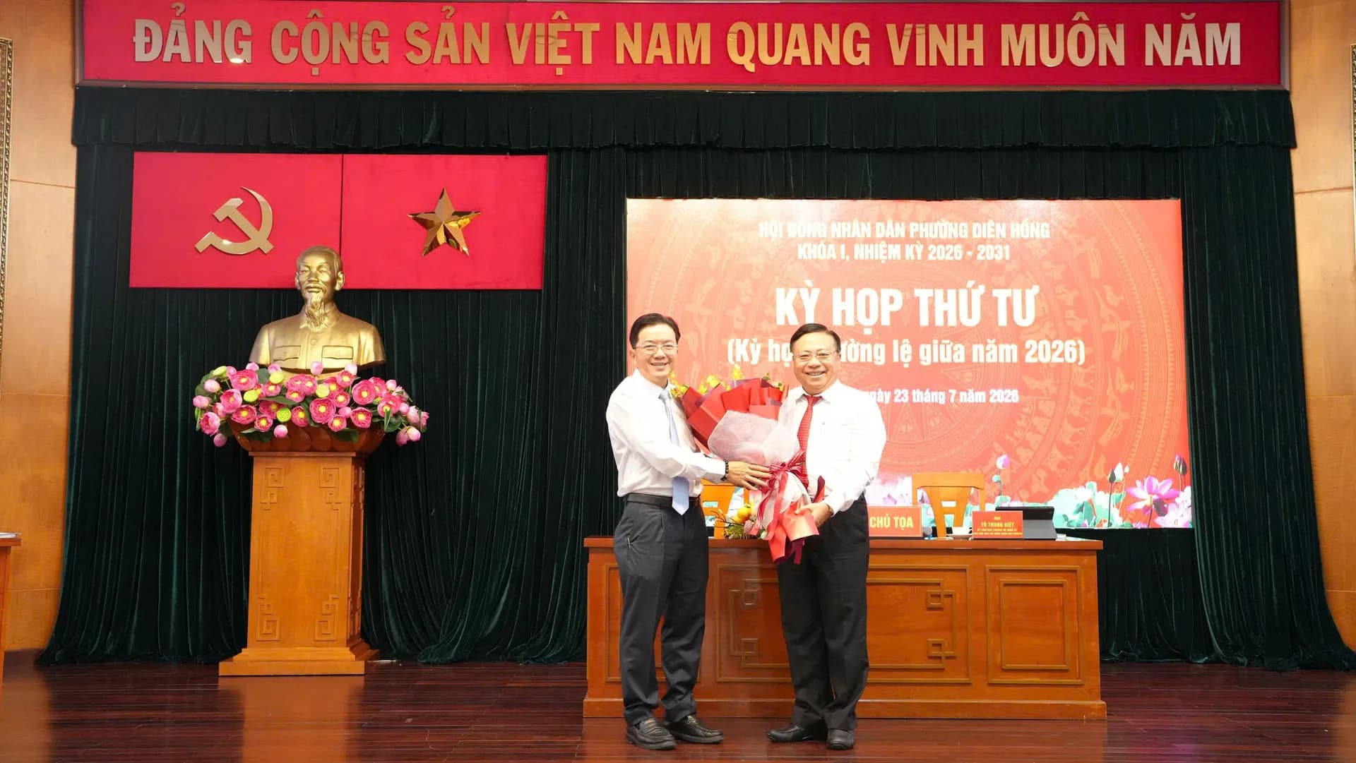 HĐND PHƯỜNG DIÊN HỒNG KIỆN TOÀN CHỨC DANH CHỦ TỊCH HĐND